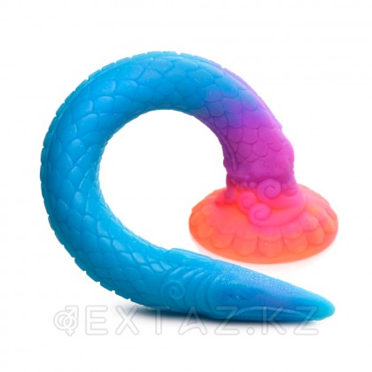 Dildo Makara Glow-In-The-Dark Silicone Snake Dildo от sex shop Extaz
