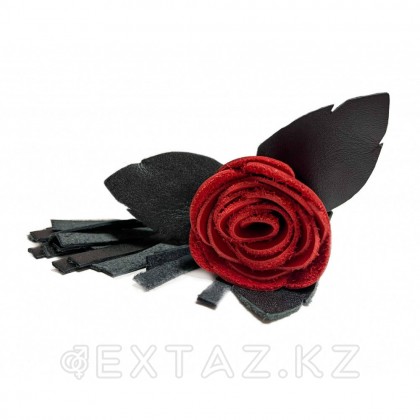 Кірпік былғары құйрықтары бар қызыл раушан от sex shop Extaz фото 2