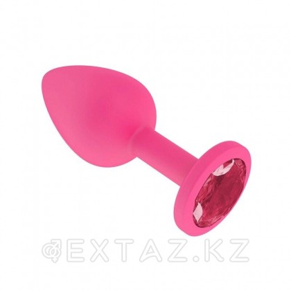 Анальная втулка силиконовая розовая с малиновым кристаллом от sex shop Extaz