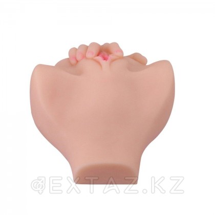 Реалистичный мастурбатор в виде половых губ от sex shop Extaz фото 7
