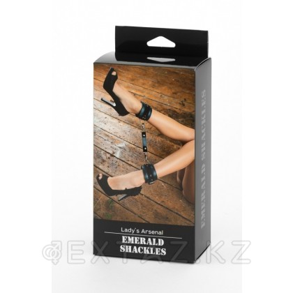 Шынайы былғарыдан жасалған аяқтардағы бұғаулар изумруд от sex shop Extaz фото 4