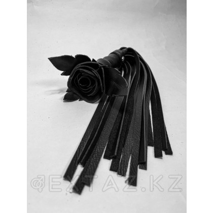 Былғары құйрықтары бар қара раушан лак от sex shop Extaz фото 3