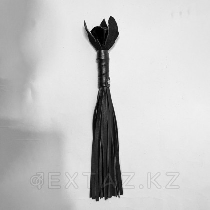 Былғары құйрықтары бар қара раушан лак от sex shop Extaz фото 4