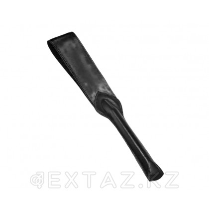 Қара атласты шынайы былғарыдан жасалған флип-флоп Romantic Arsenal от sex shop Extaz