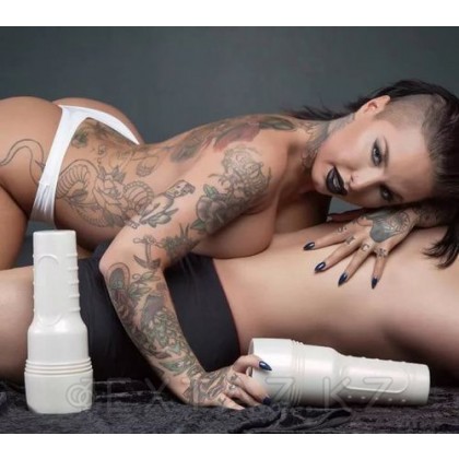 FLESHLIGHT SIGNATURE Мастурбатор Christy Mack Booty анус от sex shop Extaz фото 3