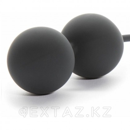 Вагинальные шарики Fifty Shades of Grey Tighten and Tense - extaz.kz фото 4 Қынаптық шарлар Fifty Shades of Gray Tighten and Tense от sex shop Extaz фото 4