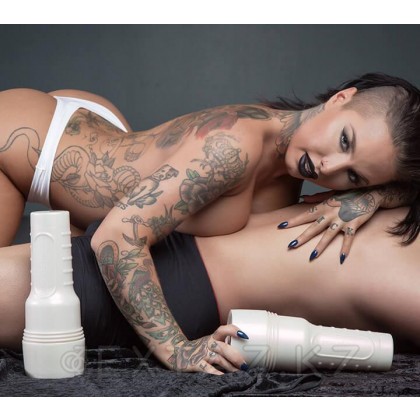 FLESHLIGHT SIGNATURE Мастурбатор Christy Mack Attack от sex shop Extaz фото 9