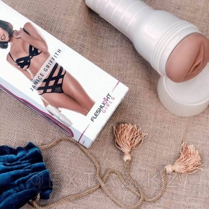 FLESHLIGHT Signature Janice Griffith Eden Мастурбаторы от sex shop Extaz фото 5