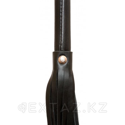 Плеть из натуральной кожи с черной ручкой - extaz.kz фото 2 Қара тұтқасы бар шынайы былғары кірпік от sex shop Extaz фото 2