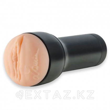 Feel мастурбаторы Kiiroostars коллекциясынан Lauren Phillips жұлдызының көшірмесі от sex shop Extaz