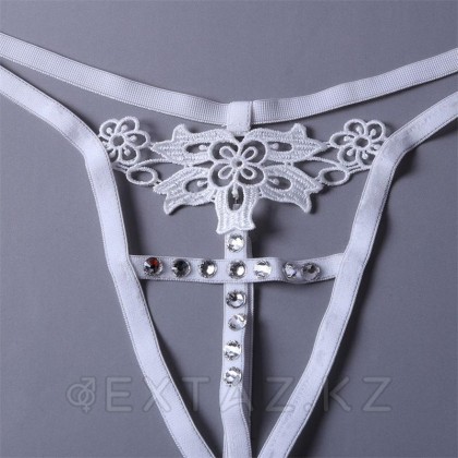 Стринги со стразами и кружевом, белые от sex shop Extaz фото 3