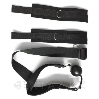 Қолды бекітуге арналған кісендері бар қара гаг от sex shop Extaz фото 2
