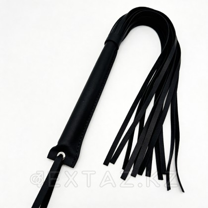 Қара сабы бар жасанды былғарыдан жасалған Флоггер от sex shop Extaz фото 5