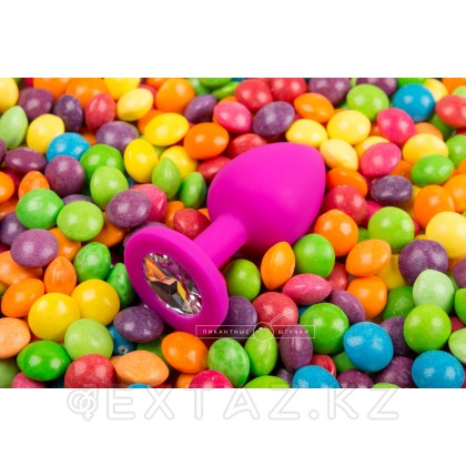 Маленькая силиконовая пробка с кристаллом, розовая, 7,5 см. от sex shop Extaz фото 3