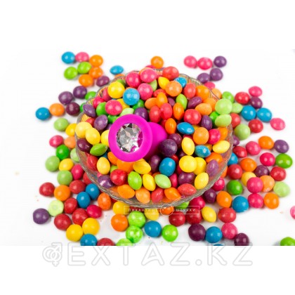 Маленькая силиконовая пробка с кристаллом, розовая, 7,5 см. от sex shop Extaz фото 3