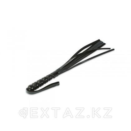Короткая плётка с множеством хвостов от sex shop Extaz